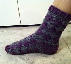 Crochet sock pattern for adults