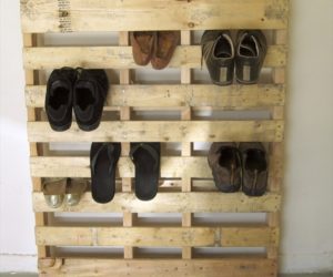 Pallet Shoe Rack DIY Project