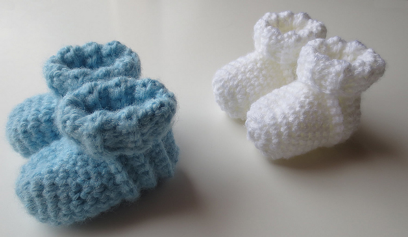baby socks crochet