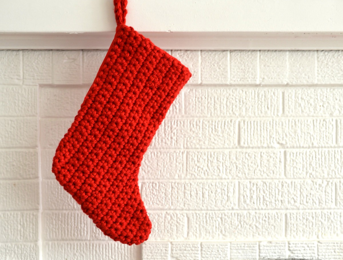 40-all-free-crochet-christmas-stocking-patterns-patterns-hub